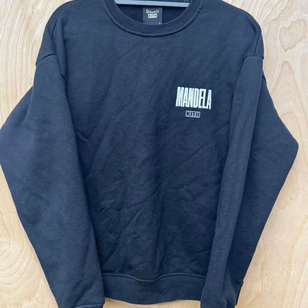 Kith Men's Black and Grey Sweatshirt